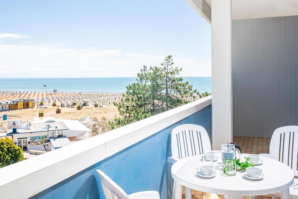 Apartamento Columbus Vista Mare Bibione Exterior foto
